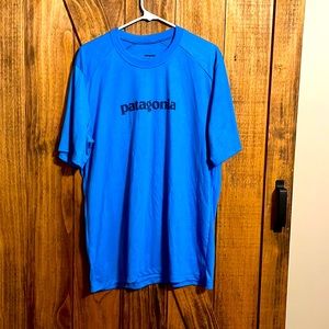 Patagonia Men's Capilene® Cool Lightweight Shirt, 100% polyester. Size Large.